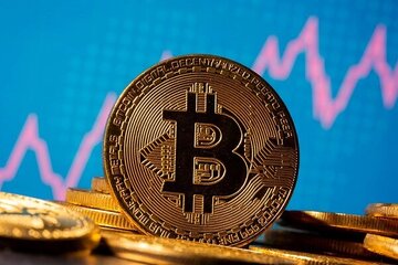 بیتکوین در دوراهی صعود یا سقوط/ تثبیت روی ۶۳ هزار دلار؛ آغاز موج جدید یا مقدمه ریزش؟