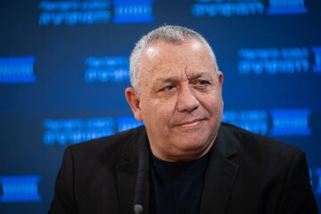 رقیب نتانیاهو: لبنان گورستان نخستوزیران اسرائیل است