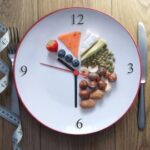 شام خودن بعد از ساعت ۹ شب با بدن شما چه میکند؟/ ۲ دشمن پنهان سلامت روده را بشناسید