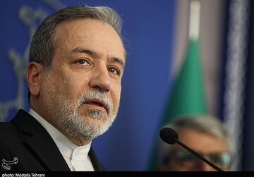 عراقچی: نقض آتش بس در یک جبهه، نقض آتش بس در تمام جبهههاست