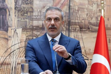 فیدان: ایران و آمریکا حملات را متوقف کنند و به میز مذاکره بازگردند