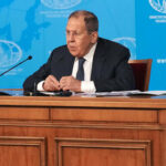 هشدار لاوروف درمورد رویارویی مستقیم ناتو و روسیه و احتمال تبادل حملات هستهای