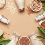 پشت پرده یک باور رایج؛ شیر بادام بهتر است یا شیر گاو؟