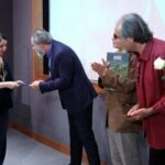 در مراسم «سینما به روایت قلم» در سازمان سینمایی مطرح شد: سینما با فیلم زنده اما با نقد و اندیشه ماندگار می‌شود/ نقد پلی برای فهم آثار در آینده می‌سازد