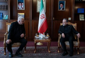 درخواست عراقچی از کشورهای مستقل برای محکومیت آمریکا/ تهران و بلگراد بر توسعه روابط تأکید کردند + عکس