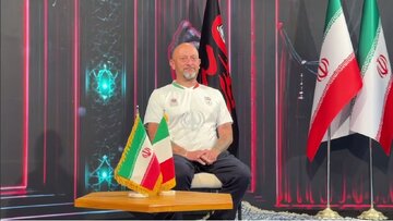 شاعر ایتالیایی: خونهای پاک، نور حق را در دلهای مردم جهان روشن میکند