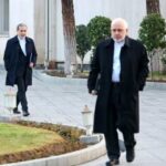ظریف:عافیت‌طلبی یعنی برای حفظ جایگاه خود نگذاری مشکل کشور حل شود/نگران آن روزی باشید که قرار است….