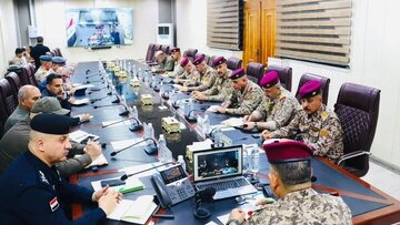 نشست فرماندهان نظامی عراق برای مراسم تشییع رهبر شهید