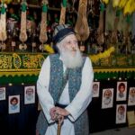 نقال ۷۴ ساله: تنها مُرشد پردهخوانِ زنده منم/ شبیهخوان حسین(ع) و یزید: آن که هم اولیاء بخواند و هم اشقیاء، انگشتشمار است