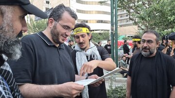 هنرمندان مقاومت به سوگ رهبر شهید نشستند