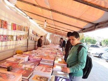 آغاز به کار نمایشگاه کتاب بجنورد با عرضه ۱۰۰ هزار نسخه کتاب