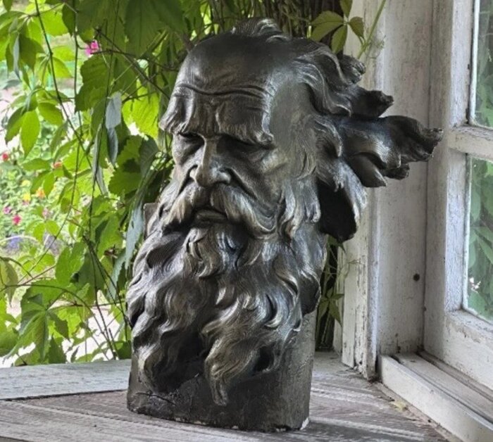اثر مجسمهساز شیرازی در خانه موزه «لئو تولستوی» جای گرفت