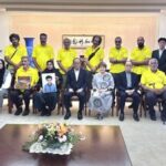 دیدار خانواده ماکان نصیری با شهردار هیروشیما در هشتاد و یکمین سالگرد بمباران اتمی