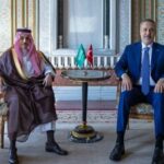 رایزنی بن فرحان با وزیر خارجه ترکیه در استانبول