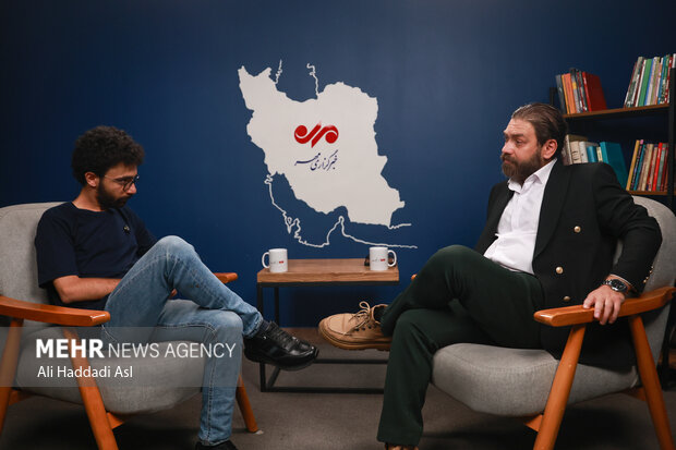 سینما در گسترش فرهنگ عمومی موفقتر از تئاتر عمل کرد؛ اساطیر نمیمیرند!