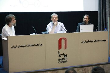 شهرام مکری: نولان هویت زنان را در دنیای مردانه تعریف می کند/ نولان؛ کارگردان مهم یا صنعتگر مؤلف؟