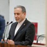 عراقچی جمعه به پاکستان سفر می‌کند / دیدار با عاصم منیر و شهباز شریف در دستور کار / تهران هنوز تائید نکرده‌است