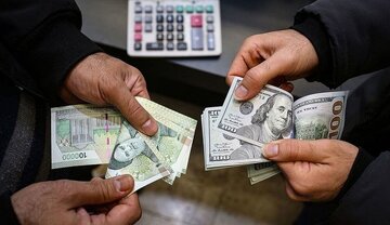 قیمت جدید دلار و انواع ارزها امروز ۴ شهریور ۱۴۰۵/ دلار به کانال ۱۹۰ هزار تومان سقوط کرد + جدول