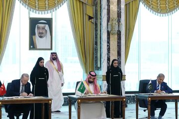 نخستین پیمان دفاع جمعی اسلامی / ترکیه، پاکستان و عربستان به یکدیگر تعهد دفاع در مقابل مهاجم دادند