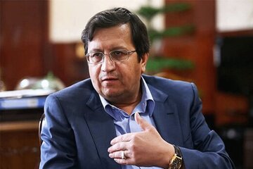 واکنش همتی به تهدید اقتصادی ترامپ/ از بهمن برای شرایط سخت آماده شدیم/ این که عدهای از صحبتهای من در صداوسیما سوءاستفاده میکنند، انگیزه سیاسی دارند