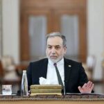 پاسخ عراقچی به اعلام جنگ اقتصادی ترامپ علیه ایران + اینفوگرافیک آماری