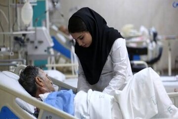 کمبود ۱۰۰ هزار پرستار در کشور