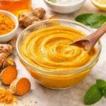۳ ماسک خانگی با زردچوبه برای مراقبت از پوست