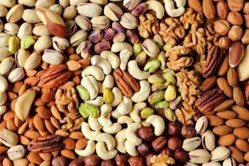 آجیل این دارایی استراتژیک در شیراز؛ دانهای چند؟ / آیا آجیل هم از سبد خانوار حذف می شود؟