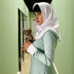 اکران آنلاین «سرریز» با بازی پریناز ایزدیار و مجتبی پیرزاده