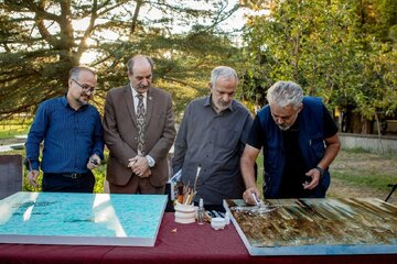 با حضور حسین محجوبی، بابک رضایی و جمعی از چهرههای هنری؛ «بر خط آواز»؛ اشعار شفیعی کدکنی با آواز محمدرضا شجریان بر بوم نقاشی نقش بستند