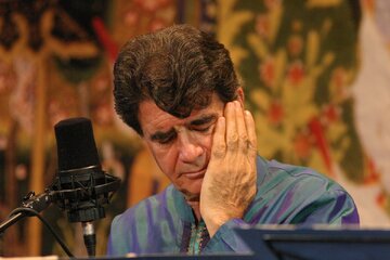 ببینید | جشن تولد محمدرضا شجریان با حضور کیمیایی، ناظری، آغداشلو و دیگر چهرههای فرهنگ و هنر