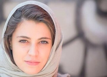 جنجال در آغوش گرفتن خانم و آقای بازیگر روی صحنه/ تقصیر پزشکیان هم هست/ عکس