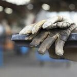 خط فقر بالای ۷۰میلیون تومان شد/ خرمی: حقوق کارگر زیر ۲۰میلیون تومان است؛ واقعا باید پرسید کارگر با این درآمد، چگونه باید از پس این زندگی پرخرج برآید؟