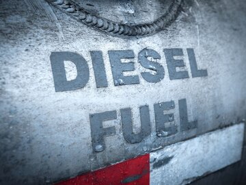 دستور ترامپ برای ممنوعیت صادرات گازوئیل؛ احتمال تشدید تنش بین واشنگتن و بروکسل