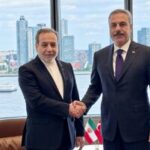 رایزنی عراقچی و فیدان درباره هرمز/هشدار درباره پیامدهای پیمان‌شکنی آمریکا/ رایزنی وزیر خارجه ایران با مالزی، الجزایر و مقام‌های سازمان ملل + تصاویر