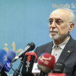 علی‌اکبر صالحی: چرا پزشکیان نباید در مجمع عمومی شرکت کند؟ / ان‌شالله اتفاقی برای ایشان نمی‌افتد