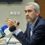 وزیر اقتصاد خطاب آمریکایی‌ها/ اقتصاد ایران را مردم می‌سازند، نه وزارت خزانه‌داری آمریکا/ میان تحمل هزینه‌های اقتصادی و تسلیم اقتصادی فاصله زیادی است
