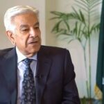 وزیر دفاع پاکستان: اسلام‌آباد در میانجیگری میان تهران-واشنگتن بر لبه تیغ راه می‌رود