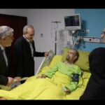 پزشکیان به عیادت موسوی گرمارودی رفت