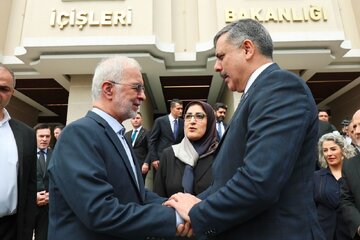پیام وزیر کشور ترکیه پس از دیدار با اسکندر مومنی/ تاکید بر انحلال پ‌ک‌ک و پژاک