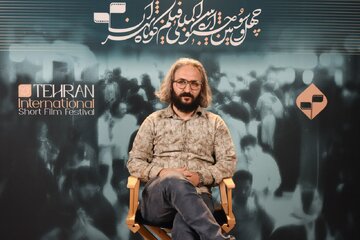 این تماس از زندان و تماسگیرنده زندانی است/ تنهایی سرنوشت ناگزیر همه آدمهاست و زندانی، تنهاتر است