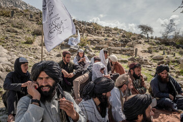 اینکه طالبان در طول جنگ  امریکا علیه ایران  با واشنگتن همراهی نکرد چه معنایی دارد؟