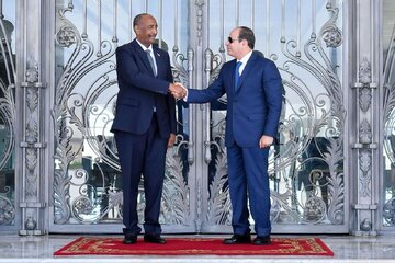 تأکید «السیسی» بر حمایت از وحدت و تمامیت ارضی سودان در دیدار با «البرهان»