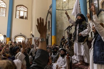 ربع قرن پس از اشغال افغانستان؛ میراث تلخ جنگی که با بازگشت طالبان به نقطه صفر رسید / از داعیه صدور دموکراسی تا بحران بازماندگان از تحصیل در کابل