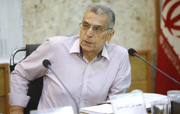 شفیعی کدکنی یادگار جانشینناپذیر اساطیر علم