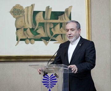 عراقچی:نحوه اداره تنگه هرمز مانند گذشته نخواهد بود/ پس از جنگ‌های اخیر، منطقه مانند گذشته نخواهد بود