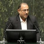 عضو کمیسیون اجتماعی مجلس: دولت مصوبه ترمیم دستمزد کارگران را اجرا کند / حقوق کارمندان هم باید افزایش یابد