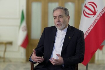 پاسخ عراقچی به اتهام زنی‌های بی‌اساس نخست وزیر انگلیس